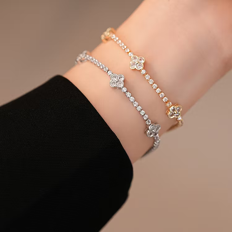 Aoaome Zircon Three Flower Bracelets