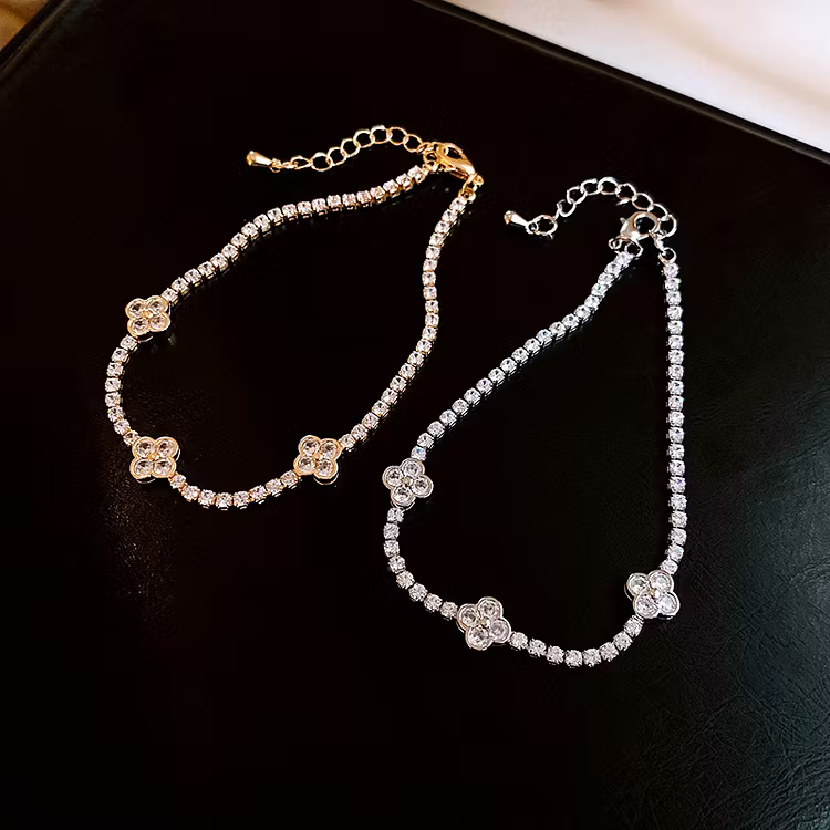 Aoaome Zircon Three Flower Bracelets