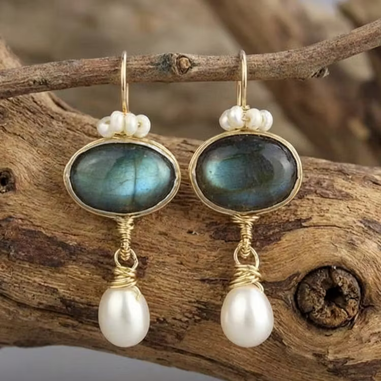 Aoaome Vintage Blue Crystal Pearl Earrings