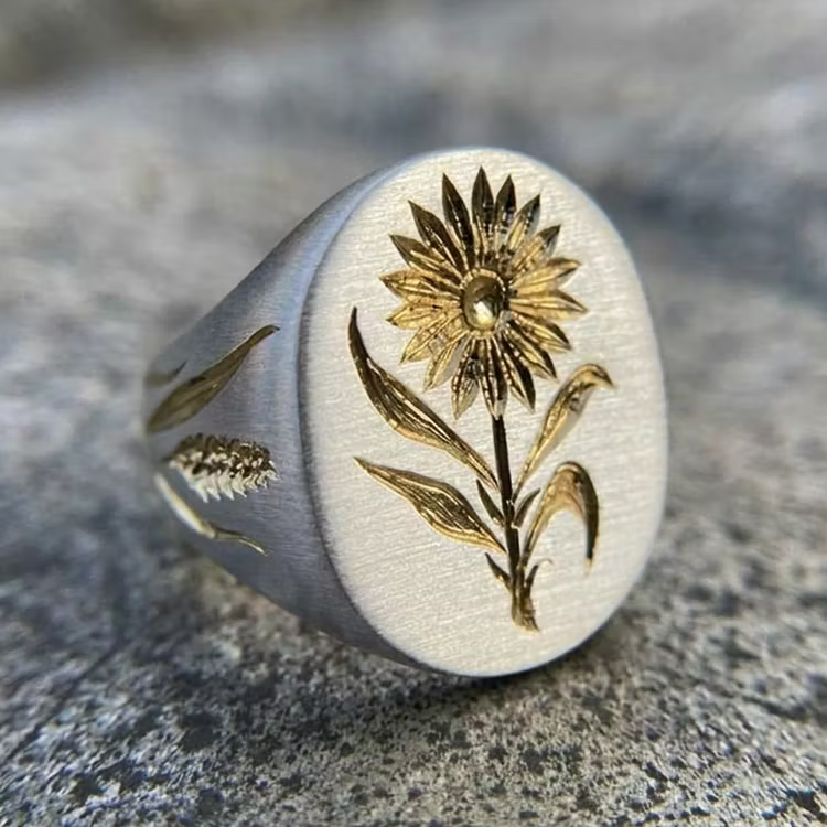 Aoaome Vintage Sunflower Mixed Metal Signet Rings