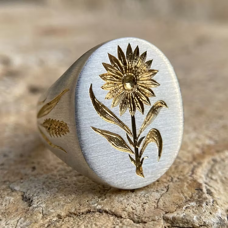 Aoaome Vintage Sunflower Mixed Metal Signet Rings