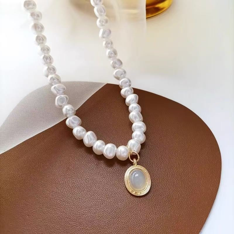 Aoaome Irregular Pearl Necklaces
